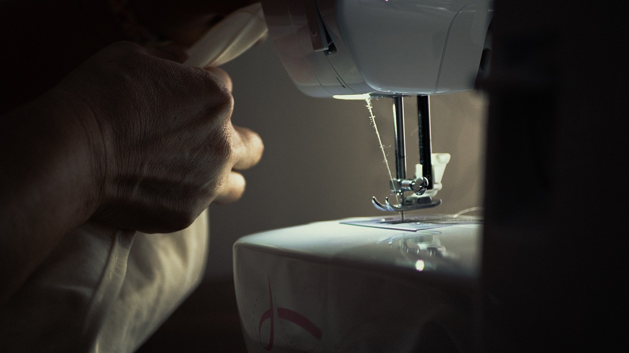 10 Simple Sewing Projects for Home Decor